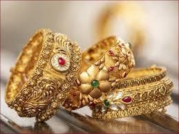 سونے کی قیمتوں میں مسلسل چوتھے روز بڑی گراو ٹ ،فی تولہ کتنے کا ہو گیا؟