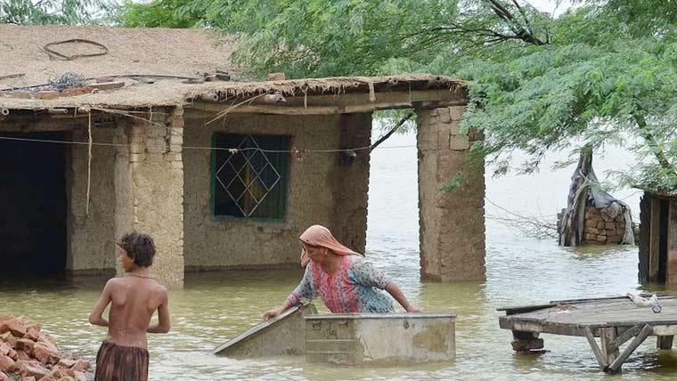  پنجاب کے دریاؤں میں پانی کی سطح مسلسل بلند ہونے سے مختلف اضلاع میں سیلاب