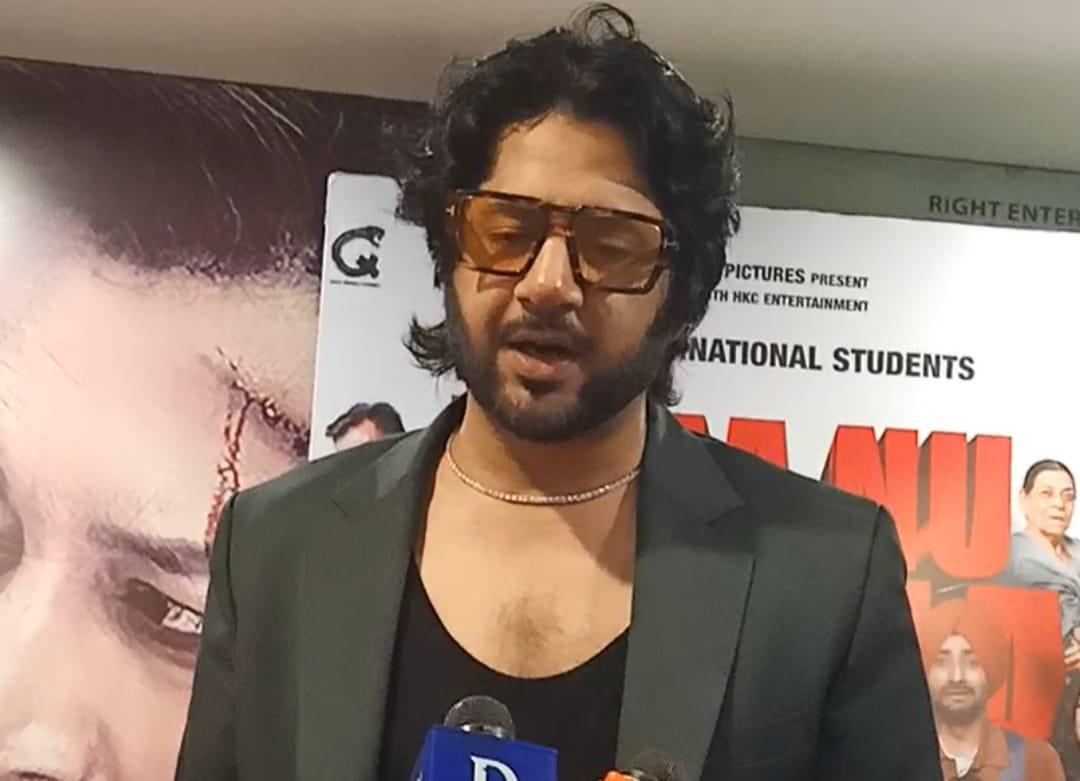 لاہور: اداکار عمران اشرف اور ناصر چینیوٹی کی نئی پنجابی فلم’’ اینا نوں رہنا سہنا نہیں آندا ‘‘ کی پروموشن تقریب کا انعقاد
