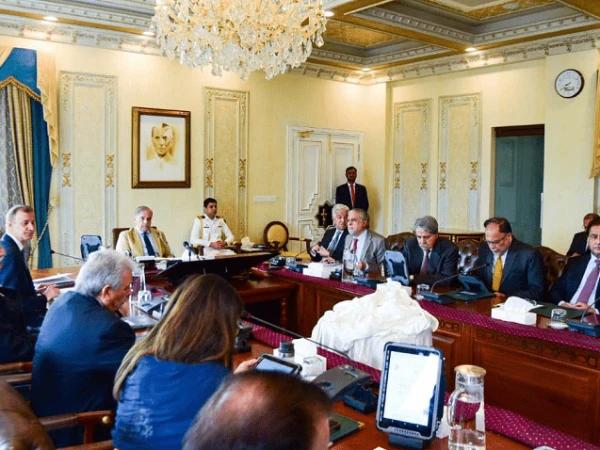 وفاقی کابینہ کا سیلاب متاثرین کیلئے کی ایک ماہ کی تنخواہ عطیہ کرنے کا اعلان
