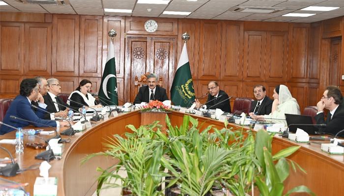 عدالتی مداخلت پر جج کو 24 گھنٹوں میں شکایت کا پابند بنانے کا فیصلہ
