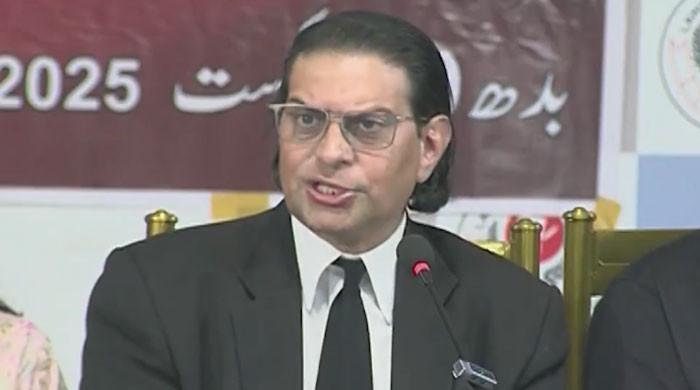  سپریم کورٹ کے فیصلے نے بانی پی ٹی آئی کی بے گناہی ثابت کردی،سلمان اکرم راجہ