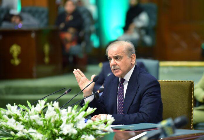 PM Shehbaz contacts political leaders regarding monsoon rains, flood situation