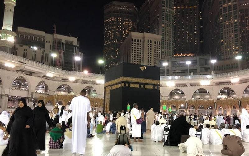 سعودی حکام نے غیر ملکی مسلمانوں کے لیے عمرہ ویزا حاصل کرنے کا عمل مزید آسان بنا دیا