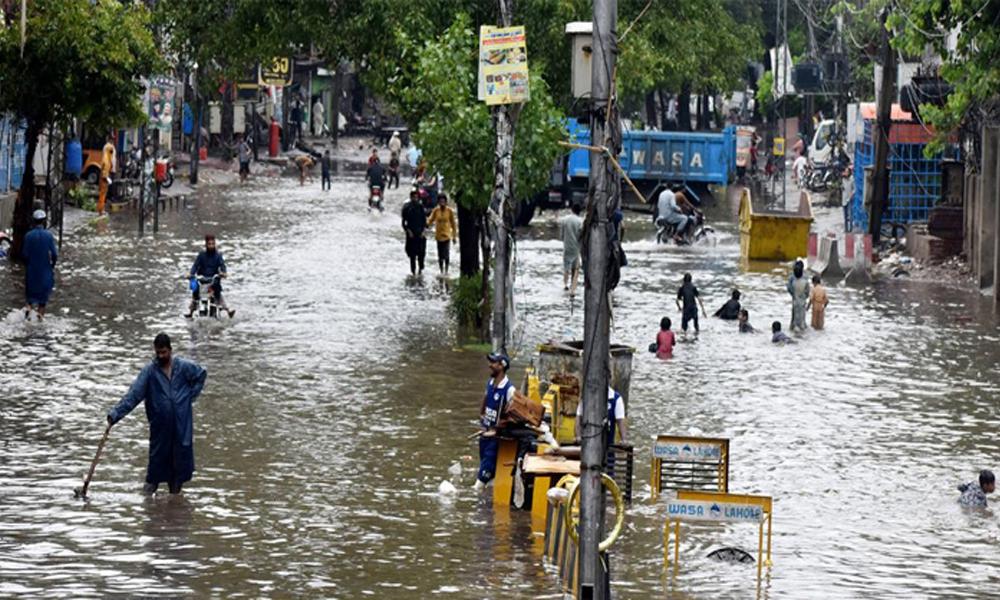 Heavy rains predicted today, risk of landslides