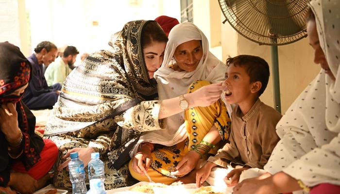 وزیر آباد میں فلڈ ریلیف کیمپ عارضی نکلا، مریم نواز کے دورے کے بعد متاثرین واپس، کیمپ بند