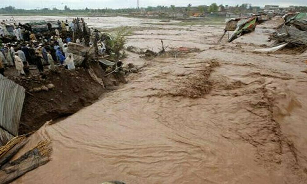 Extraordinary flood situation in Punjab, largest landslide in Kasur