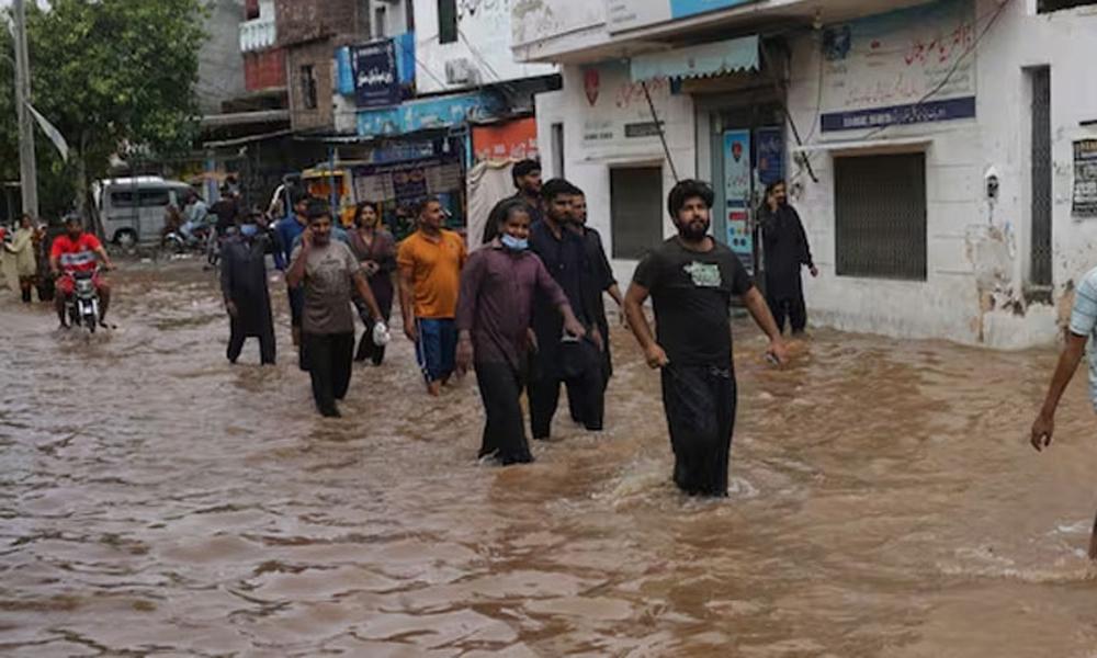 11 died as rains wreak havoc in occupied Kashmir
