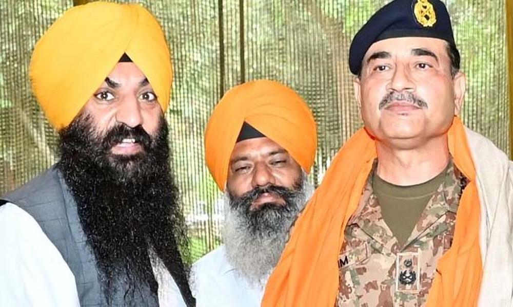 Sikh community pays tribute to Field Marshal for relief operations in flood-hit Kartarpur