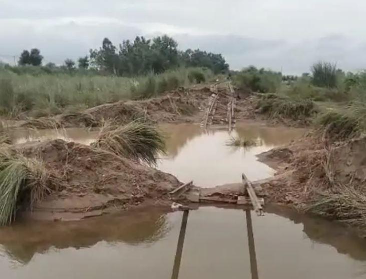 Floods wash away railway track in Sialkot, train services suspended
