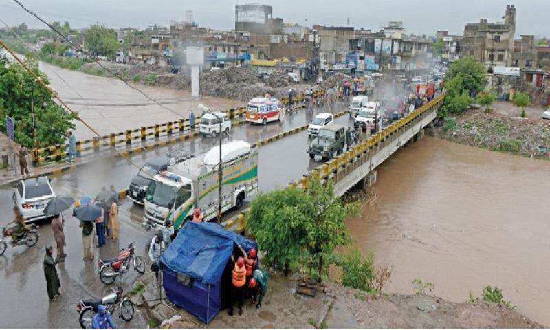 Nullah Lai peaks at 19 feet, recedes to 16 feet after rain break