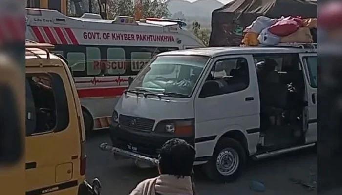 ضلع کرم میں مسافر گاڑی پر نامعلوم افراد کا حملہ، 5 افراد جاں بحق
