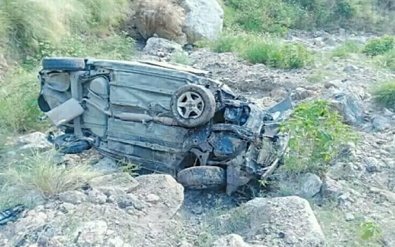 مانسہرہ :باراتیوں کی بس گہری کھائی میں گرگئی،2 جاں بحق ،25  زخمی 