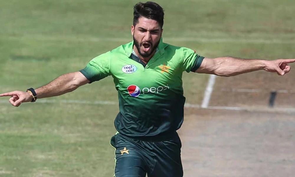 Usman Shinwari announces retirement