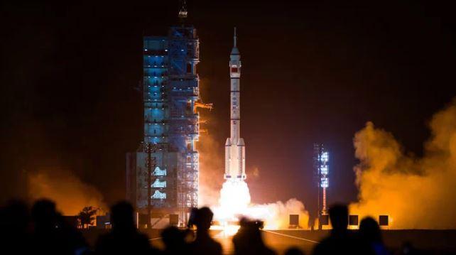 Pakistan, China to jointly train astronauts, establish space center