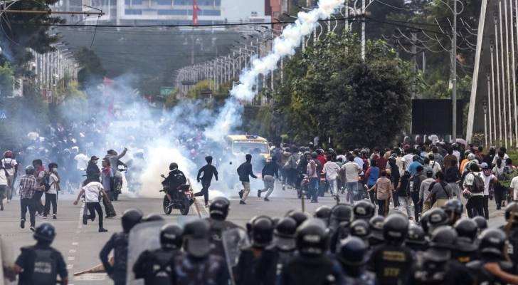 13,500 inmates escape amid violent protests in Nepal