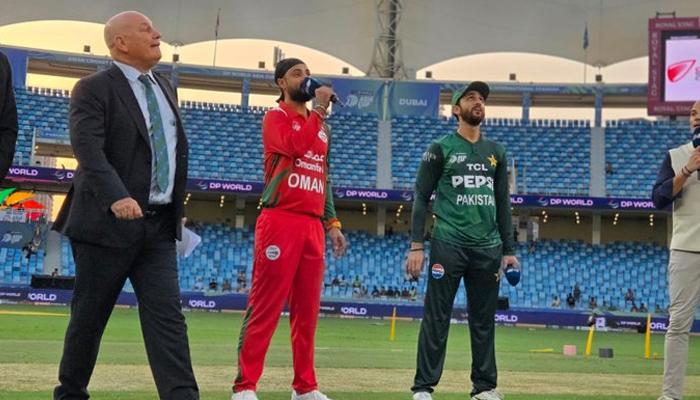 ایشیا کپ ٹی 20 ٹورنامنٹ 2025: پاکستان نے عمان کے خلاف ٹاس جیت کر بیٹنگ کا فیصلہ کیا