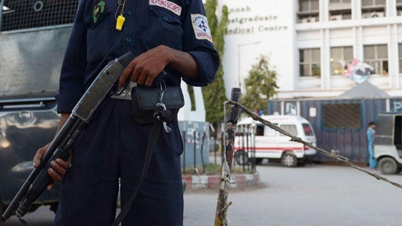 Security guard arrested after fatal shooting of child in Karachi