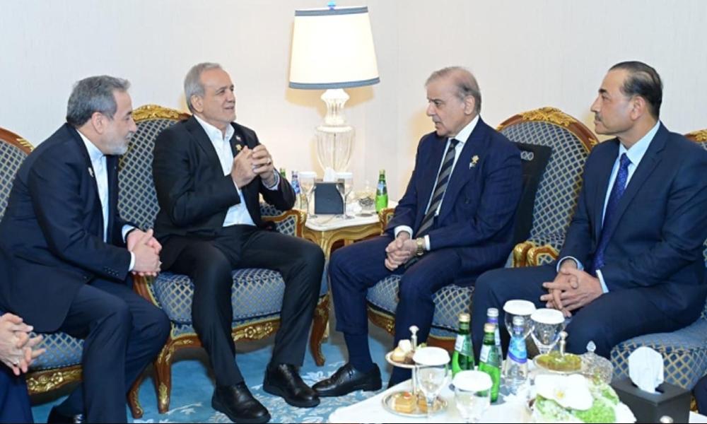 PM Shehbaz meets Iranian President, emphasizes unity of Muslim Ummah