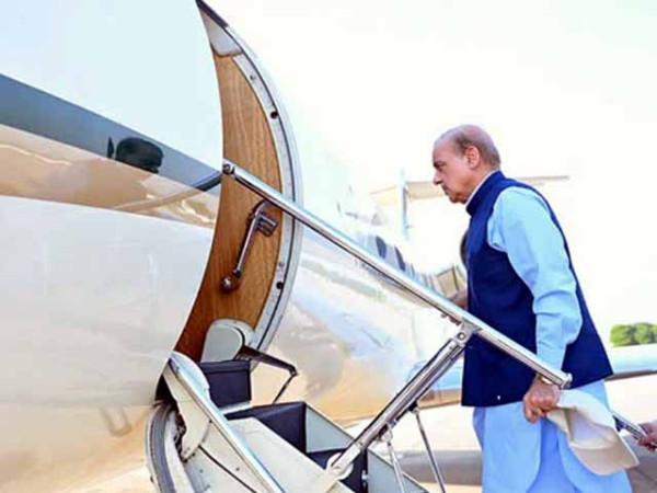 وزیراعظم شہباز شریف کے سہ ملکی دورے کا آغاز، سعودی ولی عہد کی دعوت پر ریاض روانہ