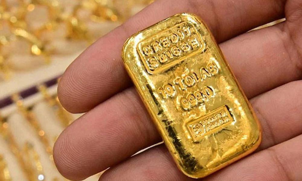 Gold prices drastically drop in Pakistan