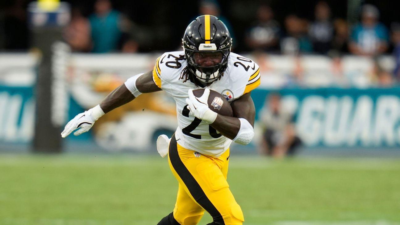 Steelers likely to adjust after gaffe; Highsmith out