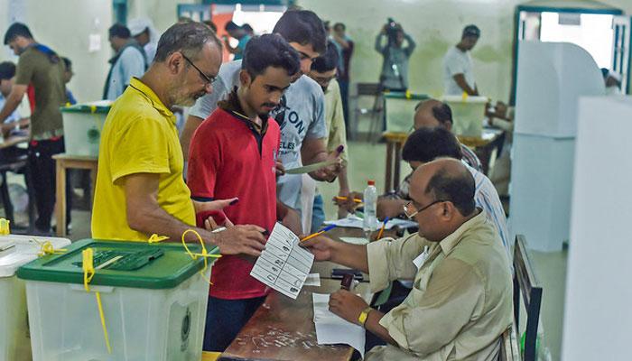 پاکستان میں ووٹرز کی تعداد 13 کروڑ 49 لاکھ سے تجاوز کر گئی