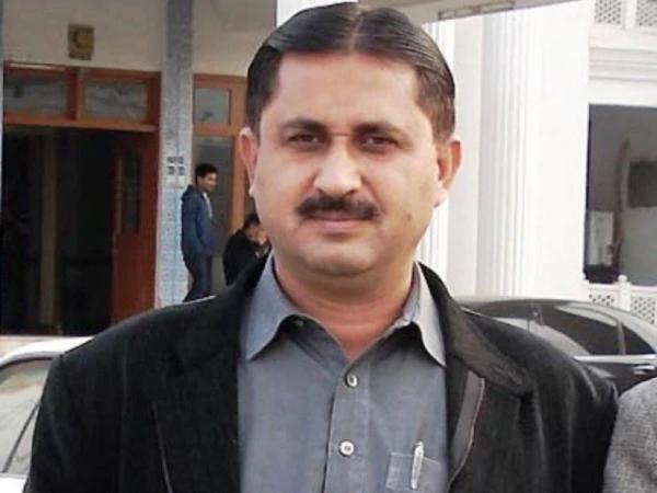 جعلی ڈگری کیس: عدالت نے سابق ایم این اے جمشید دستی کو 7 سال قید کی سزا سنا دی