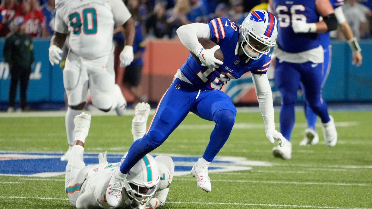 Now 0-3, Dolphins battle but refuse moral victories