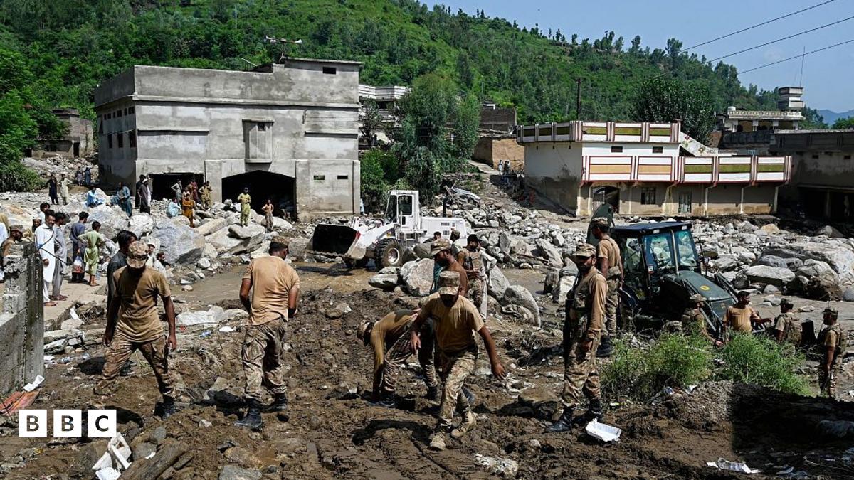 ضلع خیبر کی وادی تیراہ میں کمپاؤنڈ میں دھماکا خیز مواد پھٹنے سے 24 افراد ہلاک