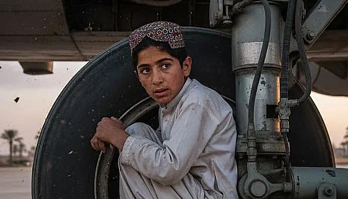 افغانستان سے تعلق رکھنے والا 13 سالہ لڑکا جہاز کے لینڈنگ گیئر میں چھپ کر دہلی پہنچ گیا