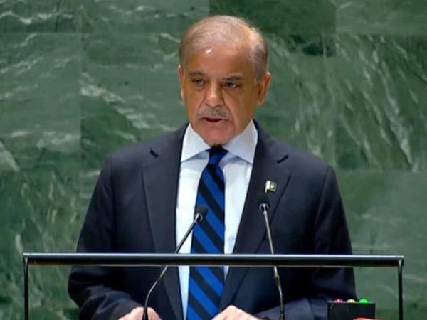  پاکستان موسمیاتی تبدیلیوں سے شدید متاثرہ ملکوں میں شامل ہے،مزید قرض مسائل کاحل نہیں،شہبازشریف
