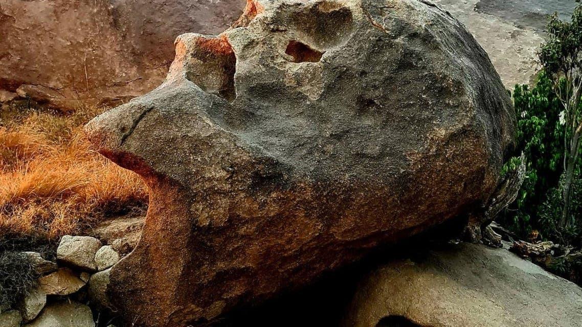 سعودی عرب میں انسانی چہرے نما چٹانیں 