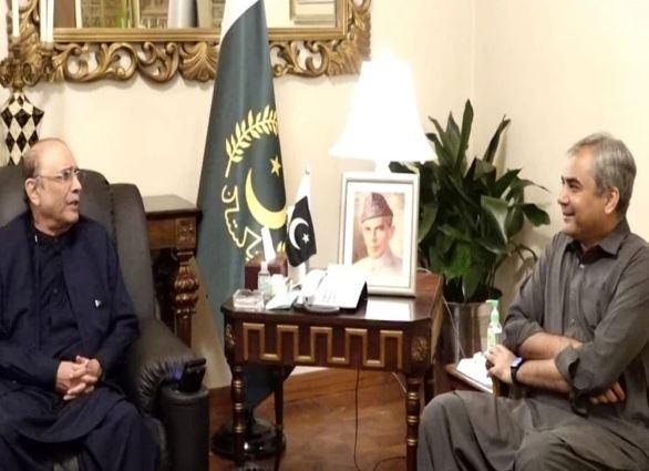 President Zardari summons Interior Minister Over Sindh-Punjab flood relief tensions