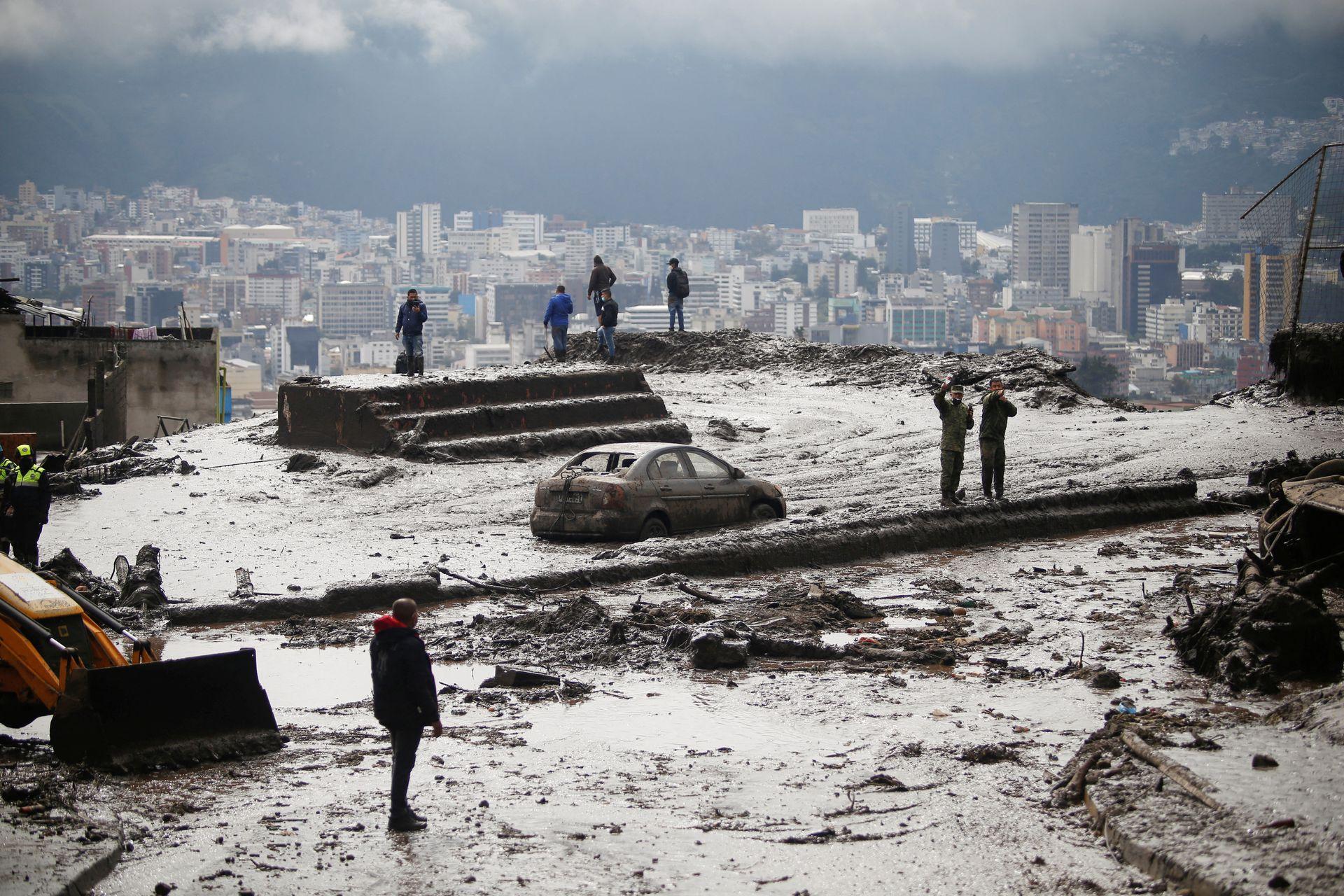 24 perish in Ecuador landslide, floods