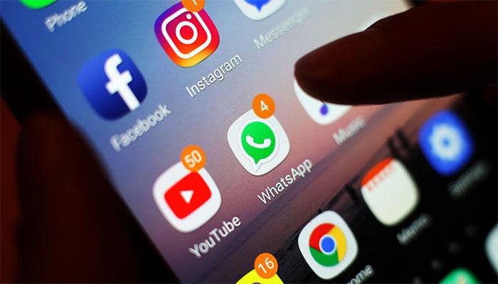 سوشل میڈیا کا ایک گھنٹہ  استعمال بچوں کی  تعلیمی قابلیت متاثر کر سکتا ہے، تحقیق