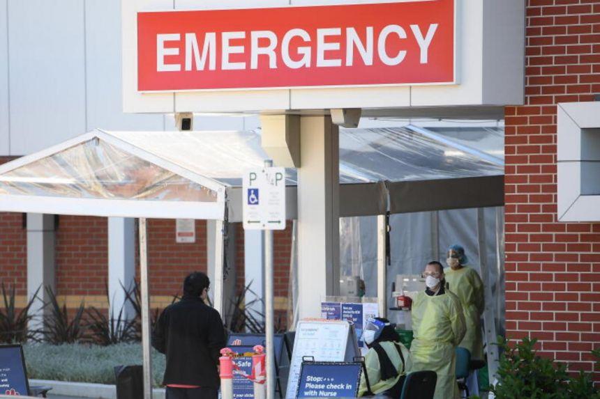 Amid record surge in Covid-19 cases Sydney hospitals erect emergency tents