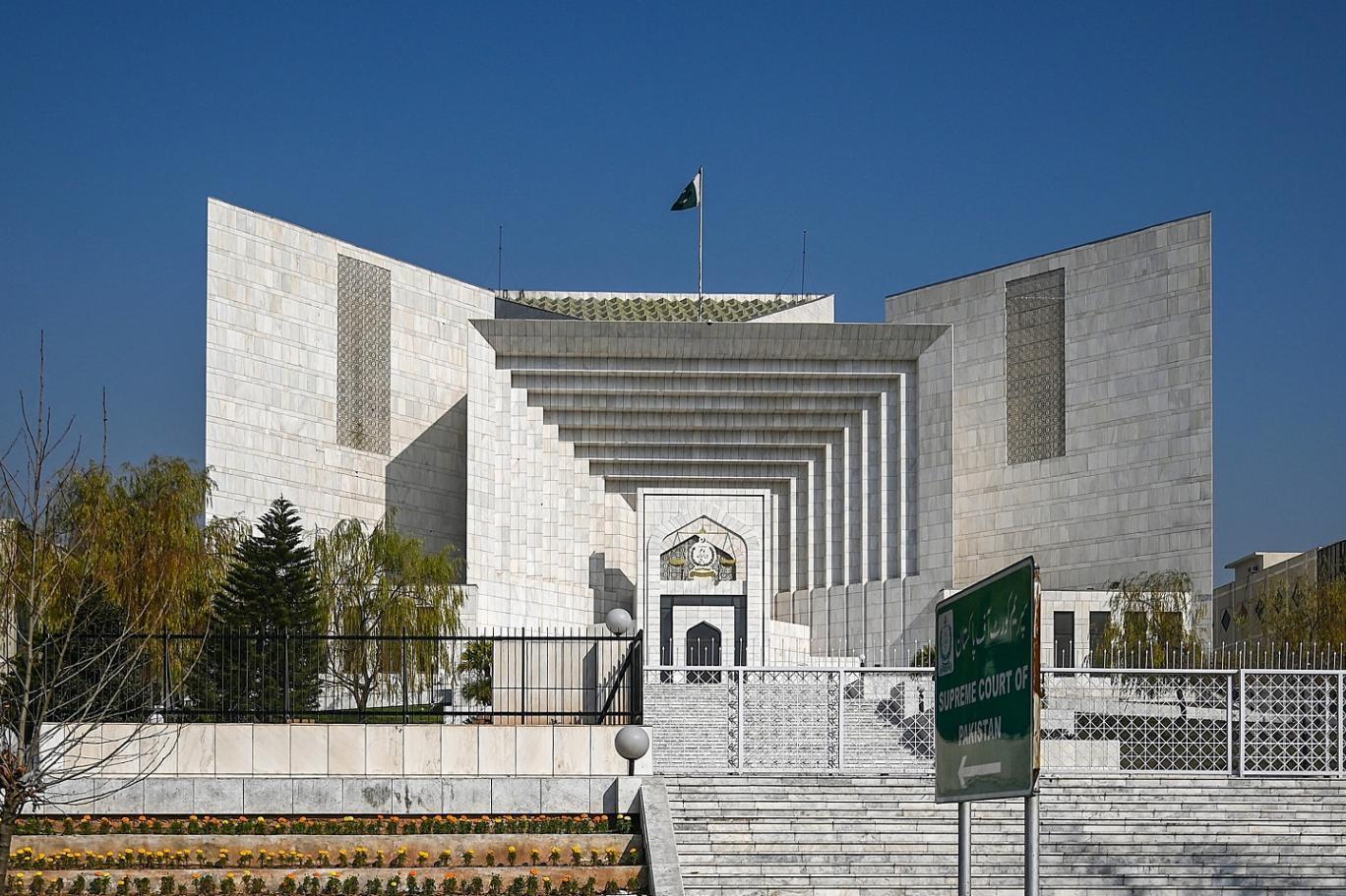 پاکستانی خواتین سے شادی پر افغان مردوں کو پاکستان اوریجن کارڈ جاری کرنے کا پشاور ہائی کورٹ کا فیصلہ معطل