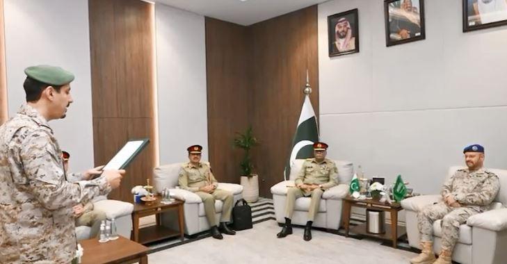 Pakistan, KSA vow to further deepen defence cooperation
