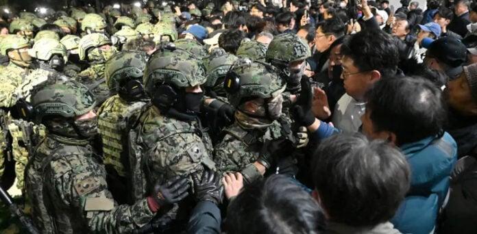 جنوبی کوریا : مارشل لاء  کے نفاذ میں معاونت  پر سابق وزیر اعظم اور خفیہ ایجنسی کے سابق سربراہ گرفتار