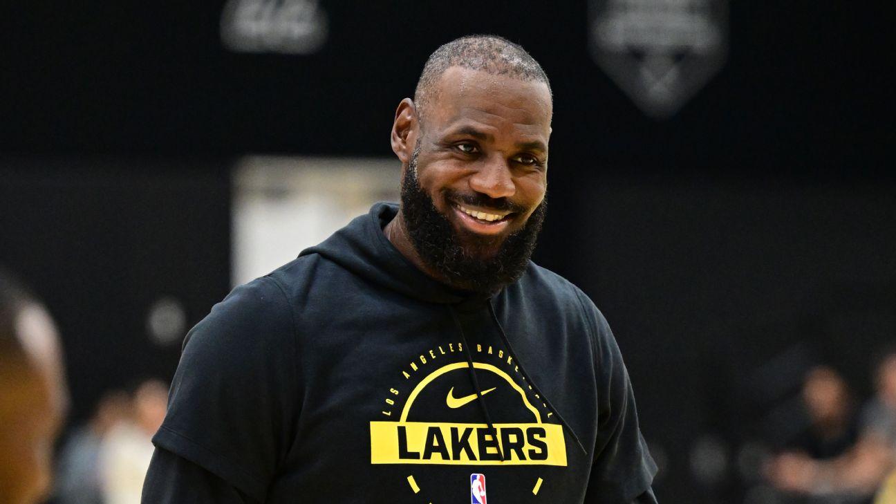 Sources: LeBron back to Lakers, will practice Mon.