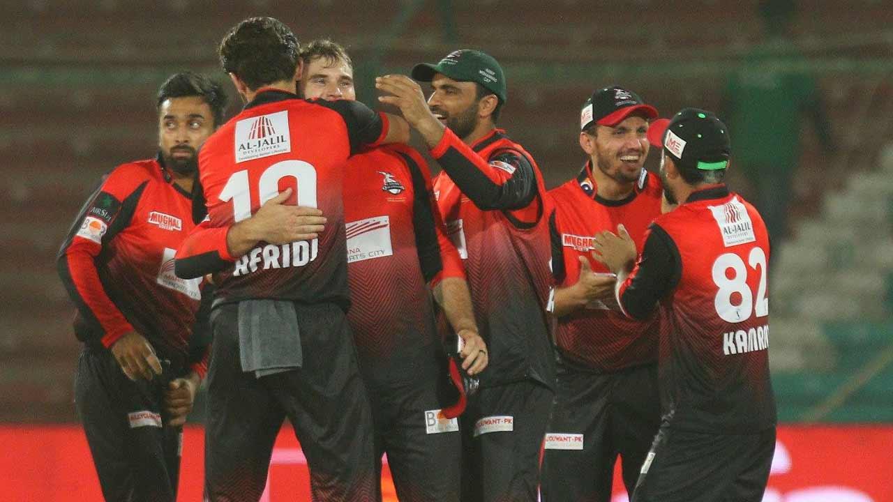 پی ایس ایل 7:  لاہور قلندرز نے اسلام آباد یونائیٹڈ  کوشکست دے دی