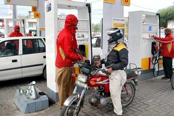 لاہور میں یکم ستمبر سے پیٹرول کی فروخت ویکسینیشن  سے مشروط