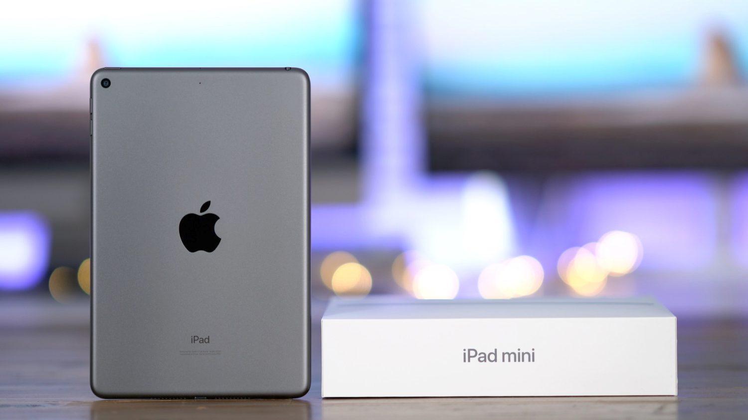 Apple may announce low-cost iPhone, iPad in March launch, Bloomberg report says