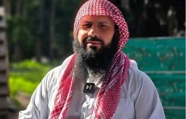 Religious scholar, minor son shot dead in Peshawar