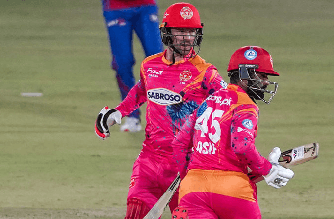 اسلام آباد یونائیٹڈ کا کراچی کنگز کو جیت کیلئے 178 رنز کا ٹارگٹ