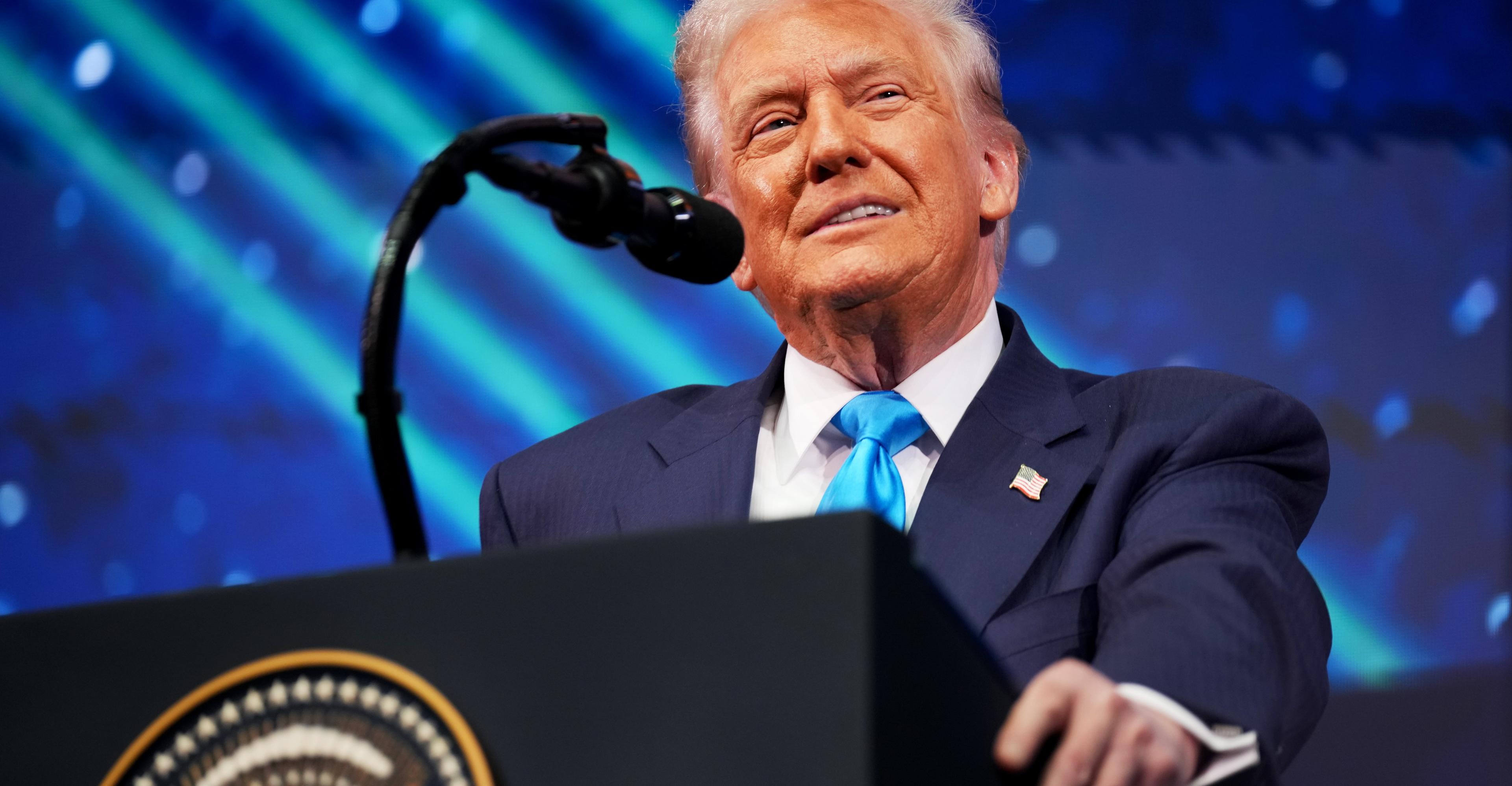 Donald Trump reminds the entire world he has no idea what 6G means