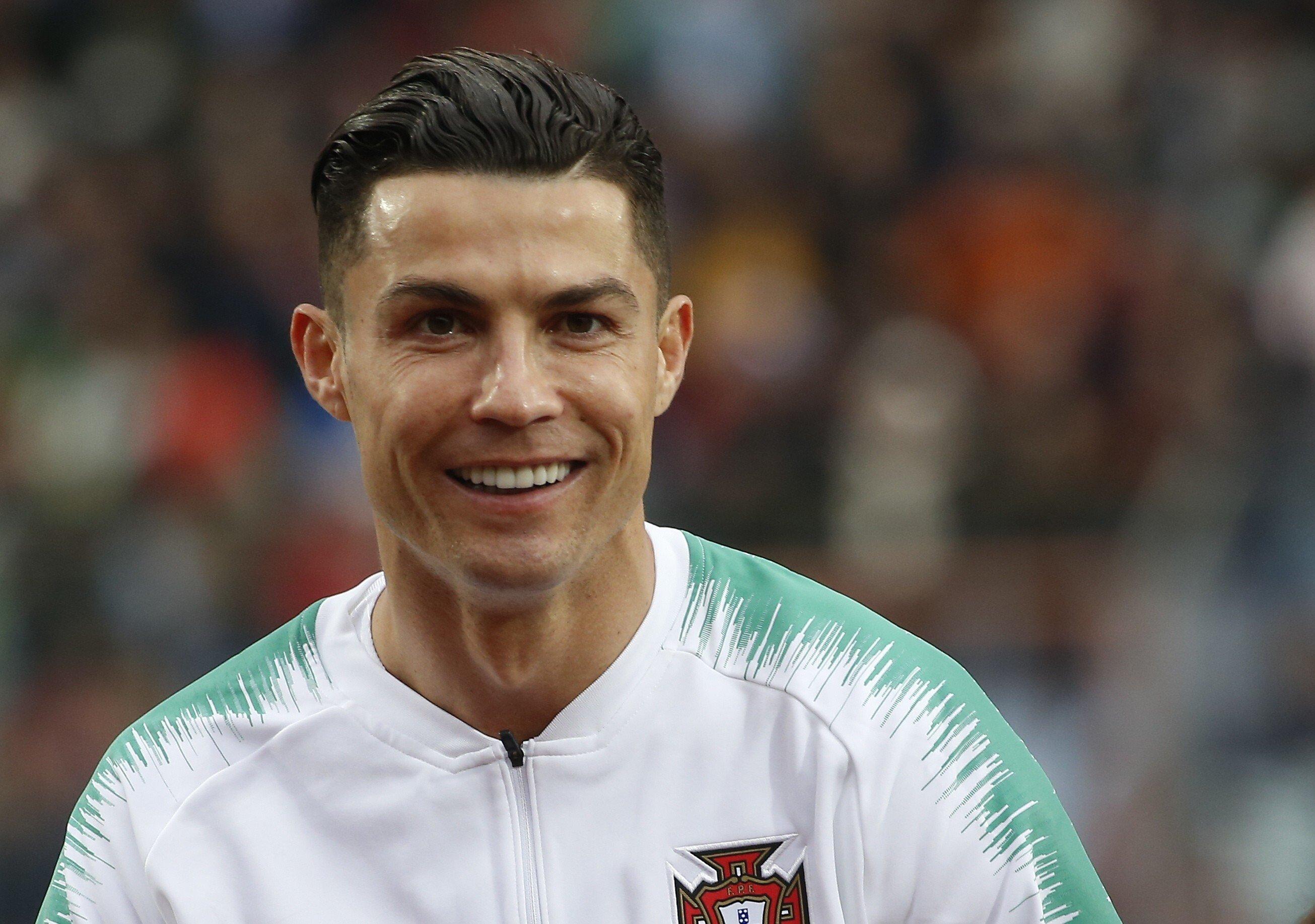 Ronaldo becomes first person with 400 million Instagram followers