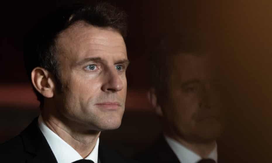 Crucial days ahead in Ukraine crisis, says French President 