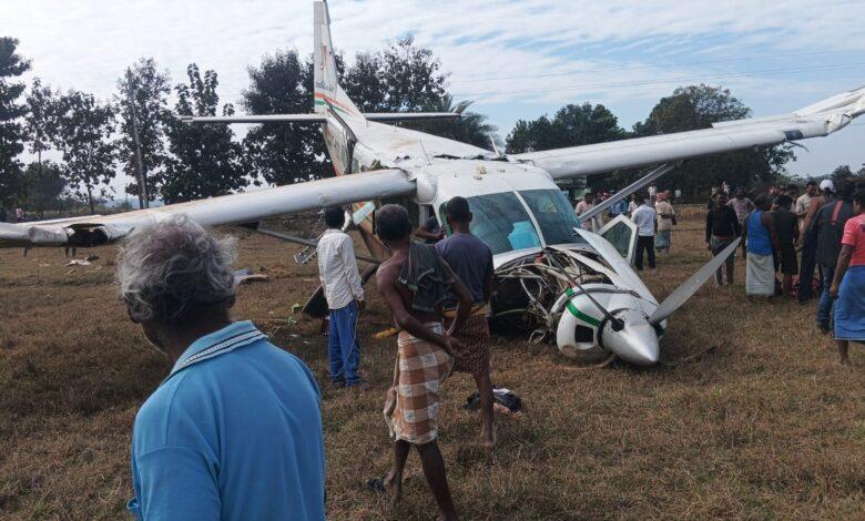 بھارت میں ایک اور طیارہ گر کر تباہ،7 افراد زخمی  ،تحقیقات جاری